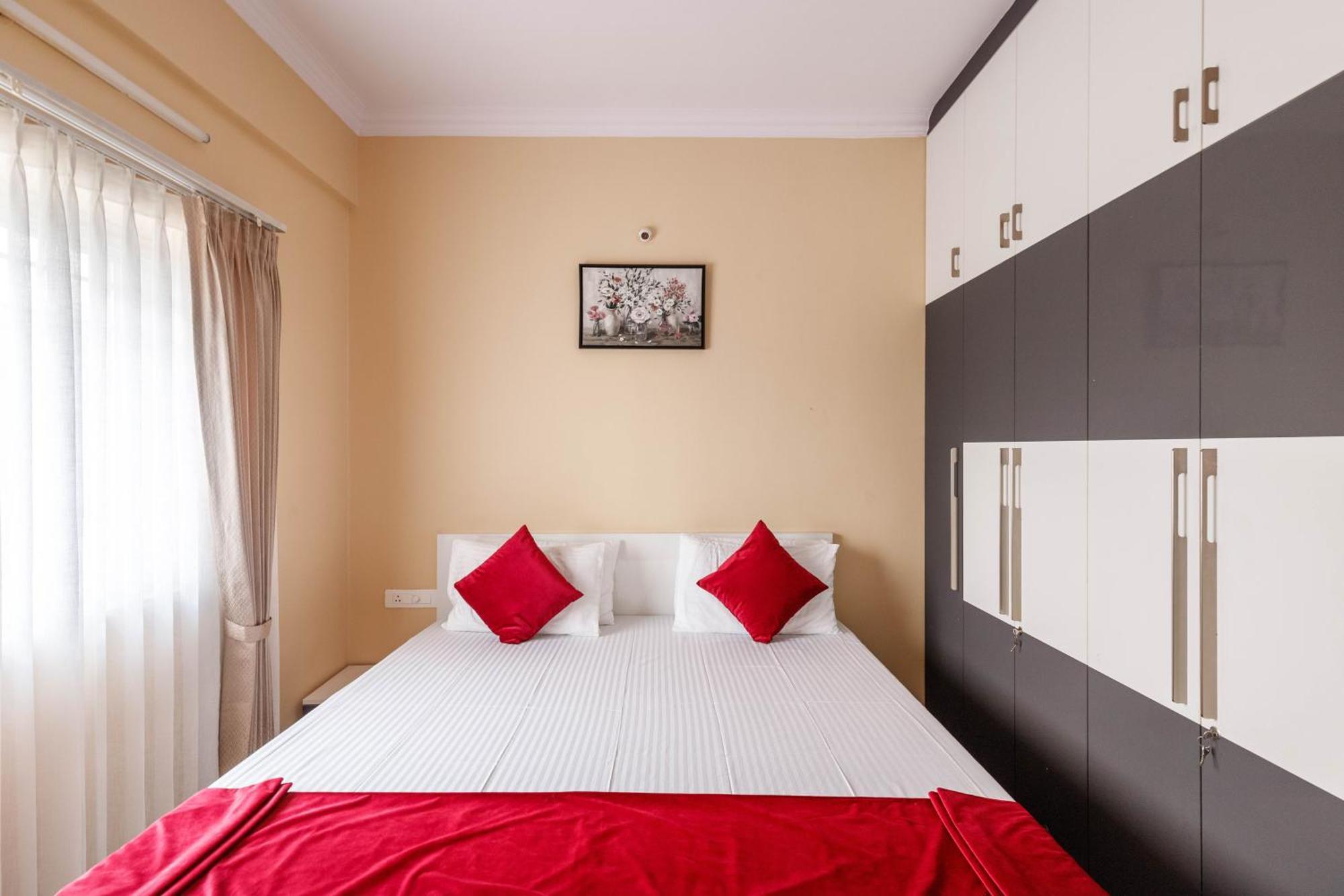Pinnacle Serviced Apartments Бангалор Екстериор снимка