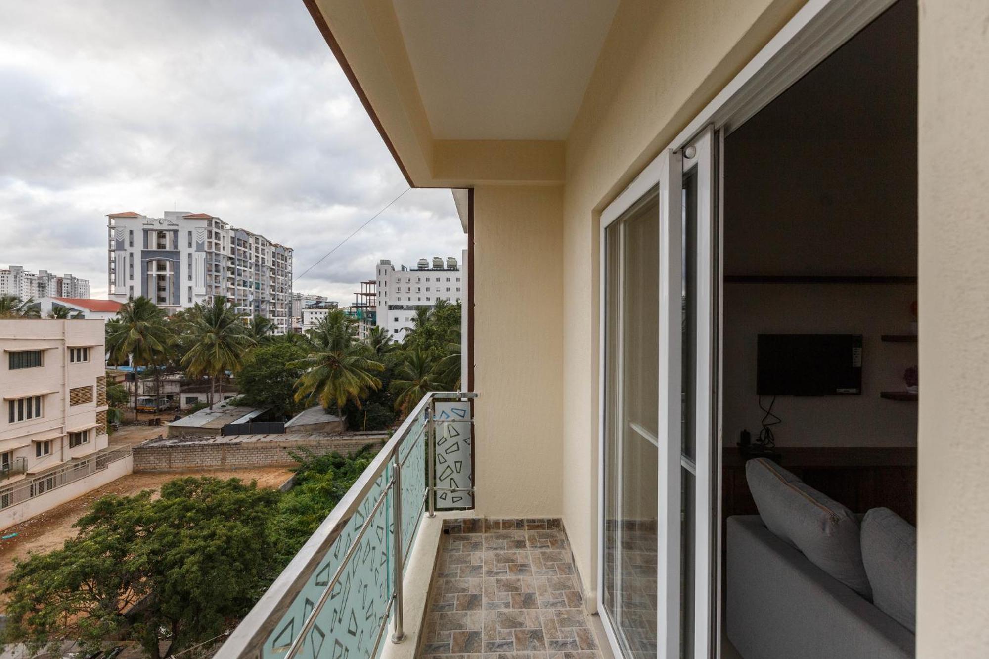 Pinnacle Serviced Apartments Бангалор Екстериор снимка